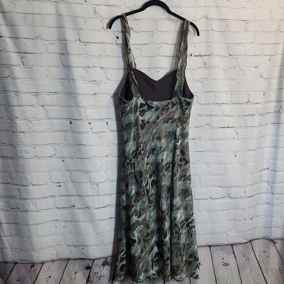 Connected Dress  - Picture 3 of 6